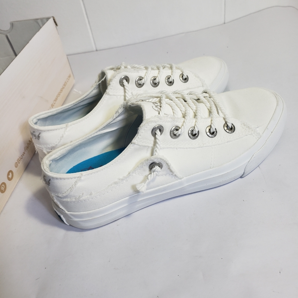 Blowfish White Canvas Sneakers Size 7 - Picture 14 of 16